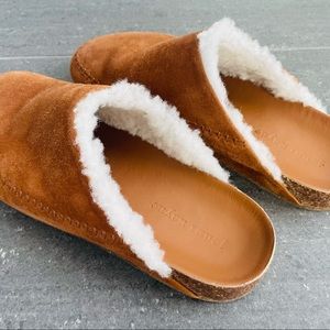 JENNI KAYNE Shearling-Lined Moc Clog in Saddle size 39 like new